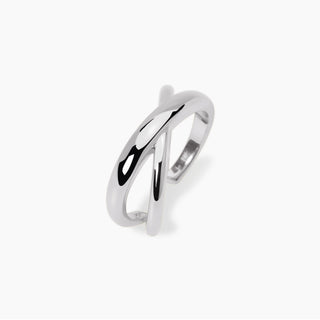 Anello intrecciato regolabile in argento