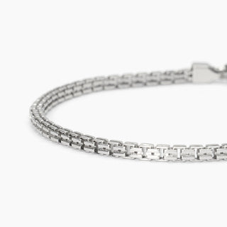 Bracciale in argento con catena veneta