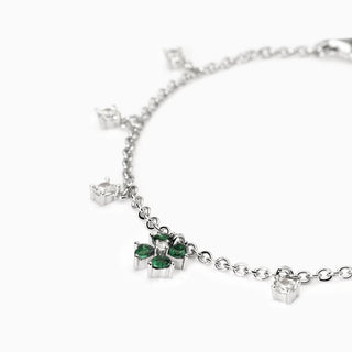 Bracciale in argento con quadrifoglio e smeraldi sintetici