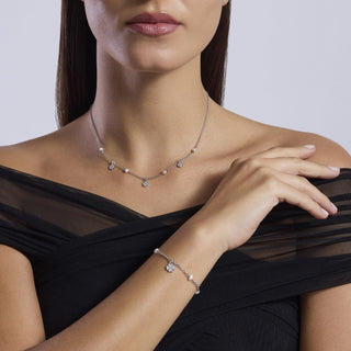 Bracelet with cultured pearls and fur-leaf clover charm VIVA LA VIDA