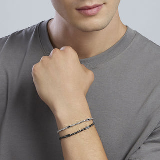 Bracciale con catena veneta e zirconi neri