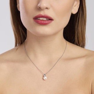 Girocollo in argento con acquamarina sintetica e perla coltivata