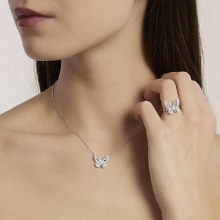 Girocollo con farfalla in pavé zirconi