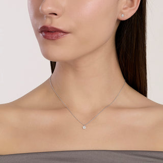 Orecchini fiore con diamanti lab-grown 0,009 carati